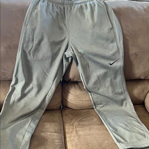Nike Men’s Heather Gray Joggers